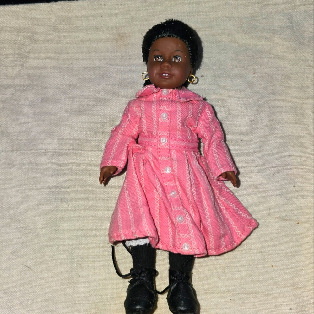2000 Pleasant Company - Meet Addy 6 Inch Mini American Girl Doll